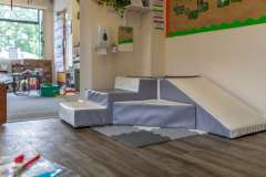 Heaton Park View Nursery-Tiny Lambs (0-16 months)